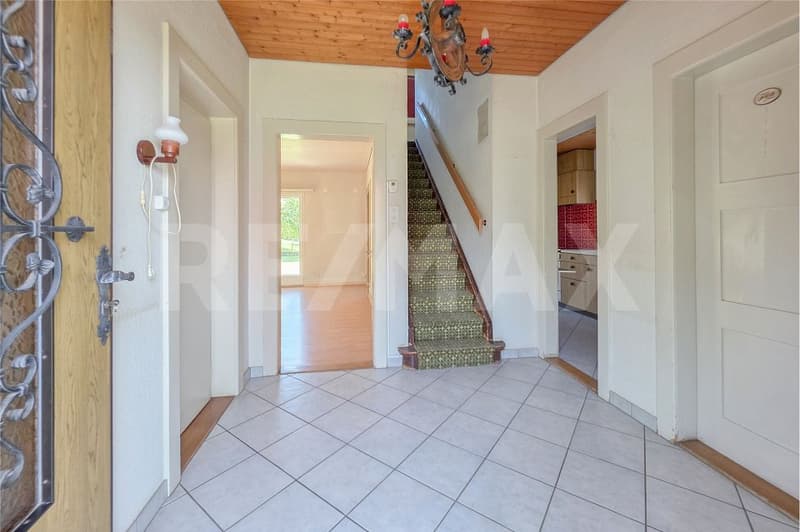 Casa unifamiliare indipendente in una zona residenziale molto richiesta a Spiegel vicino a Berna (4)