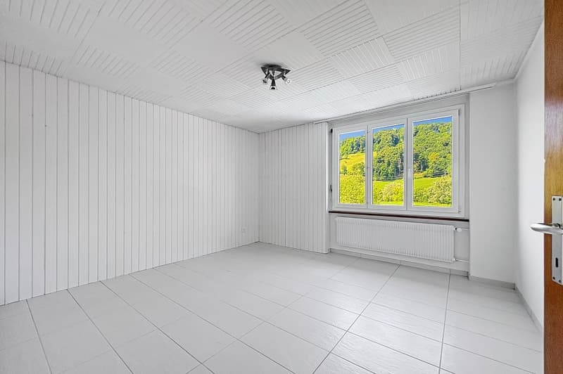 Zweifamilienhaus mit Pool und traumhaftem Garten an der Worble (10)