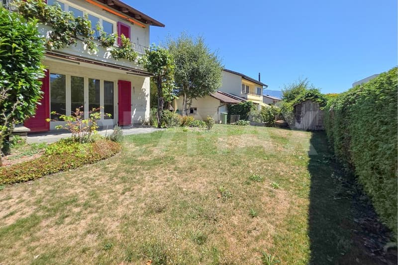 Ein Zuhause mit Perspektiven Zweifamilienhaus an bevorzugter Wohnlage in Thun (3)
