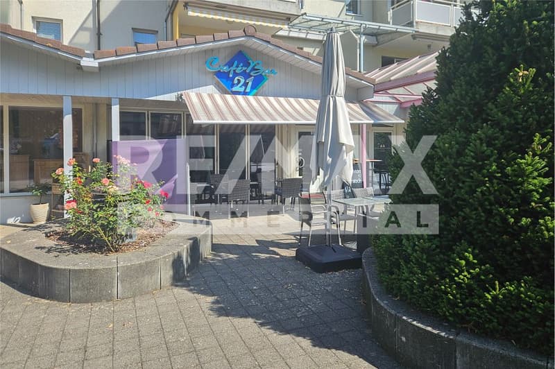 Café, Bar, Bistro mitten im schönen Toffen (1)