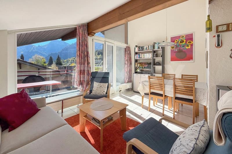 Sonnige 2½ - Zimmer Dachwohnung in Kandersteg (4)