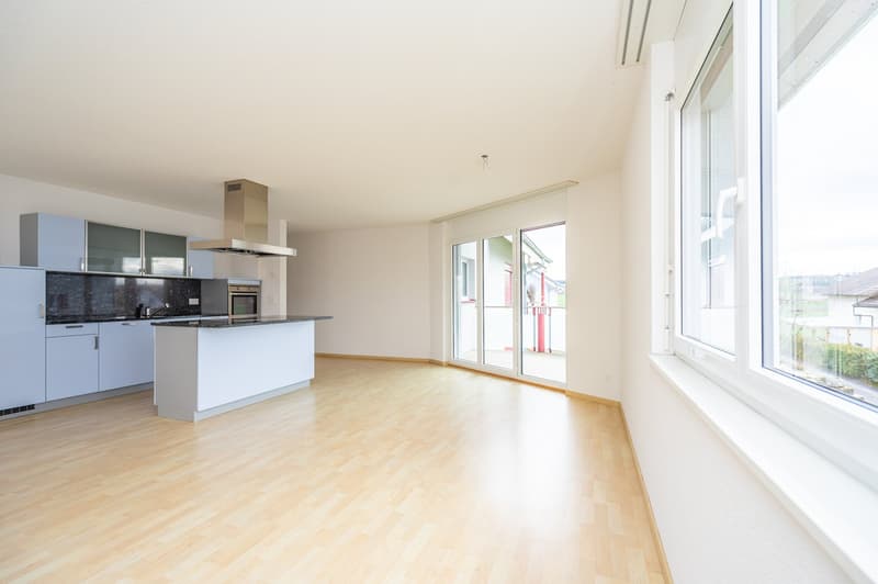 Charmante 4.5-Zimmer-Wohnung an ruhiger Lage in Worben – ab 1. Juli 2026 (3)
