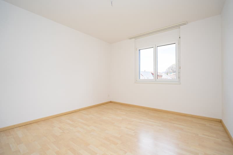 Charmante 4.5-Zimmer-Wohnung an ruhiger Lage in Worben – ab 1. Juli 2026 (12)