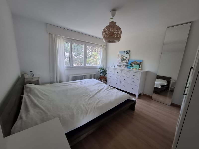 Appartement lumineux 4.5 pièces avec balcon à Rüfenacht BE (5)