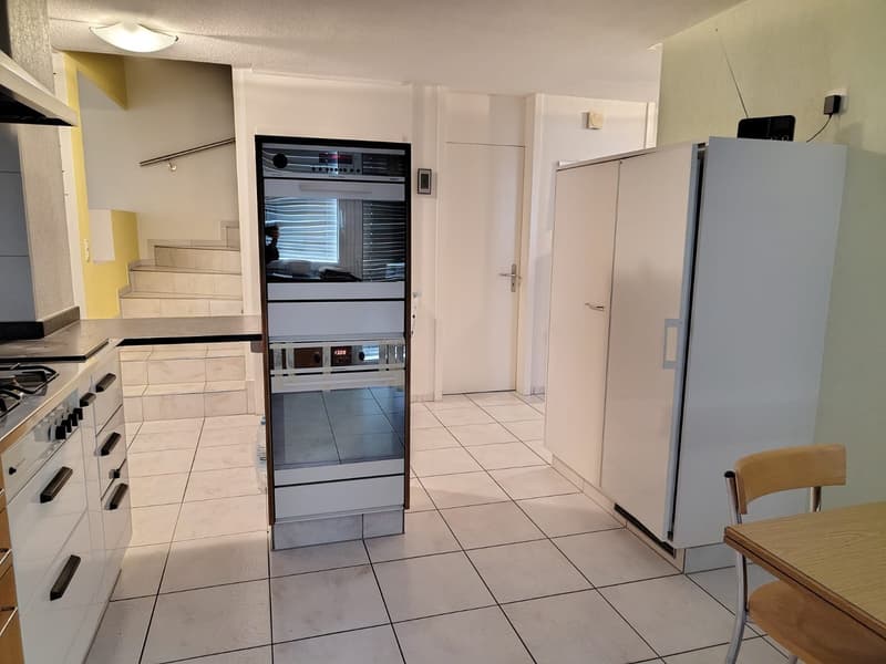 Spacious 7.5-room semi-detached house in Urtenen-Schönbühl (15)