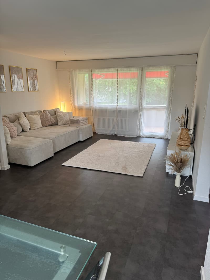 Charmante 3.5-Zimmer-Altbauwohnung mit Balkon in Sulgen – ab September 2026 verfügbar (11)