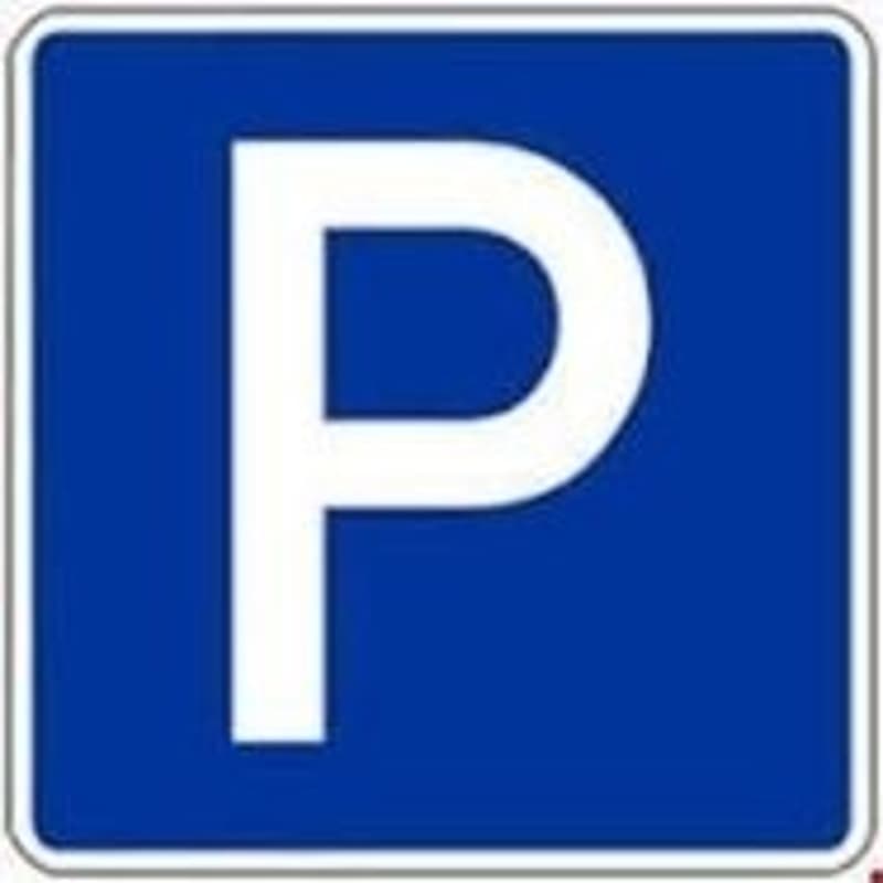 Aussenparkplatz zu vermieten (1)