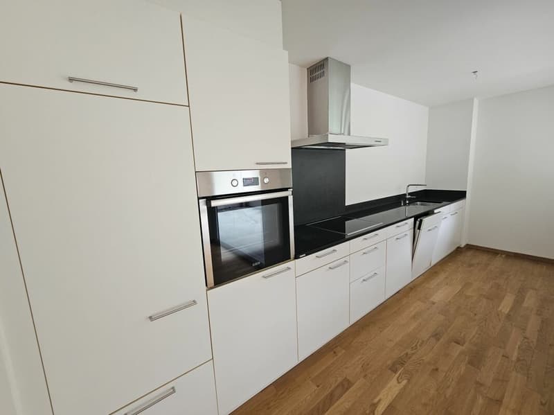 3.5 room apartment - modern & spacious 92m2! (2)