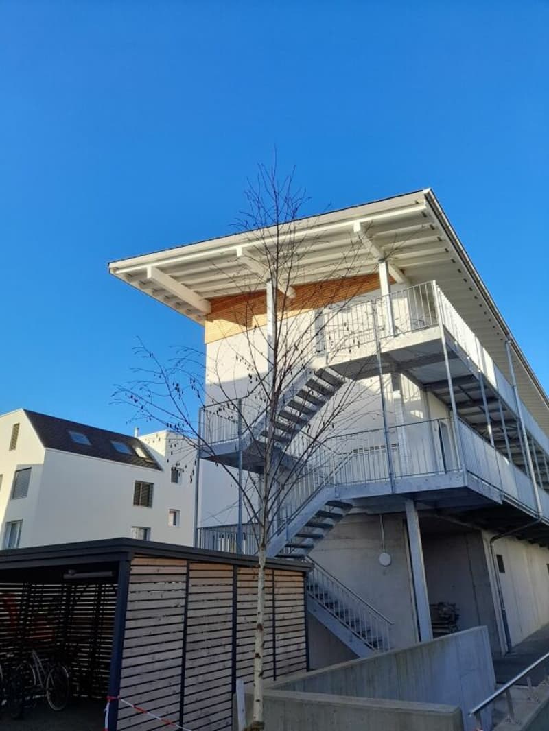 Charmantes möbliertes Appartement mit Balkon in Kleinwohnanlage (1)