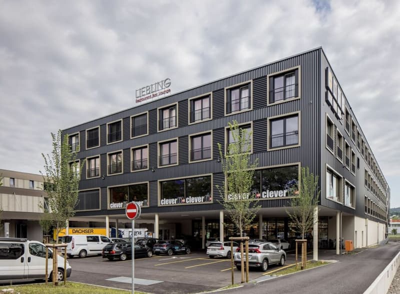 Büro mit 45m2 in Gewerbegebäude zu vermieten (1)