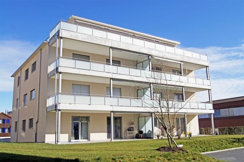 Attraktive 4.5 Zimmer-Wohnung im Erdgeschoss (9)