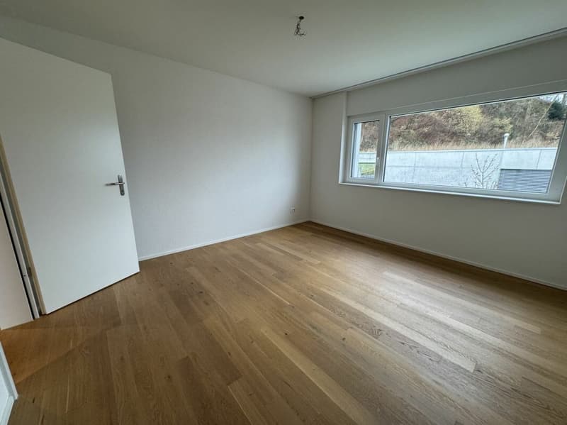 *helle und gut gelegene 3.5 Zimmerwohnung* (8)