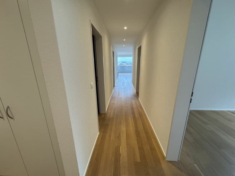 *helle und gut gelegene 3.5 Zimmerwohnung* (6)