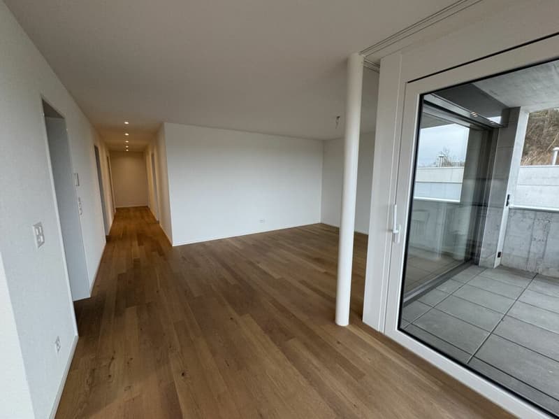 *helle und gut gelegene 3.5 Zimmerwohnung* (4)