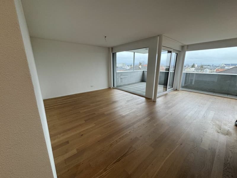 *helle und gut gelegene 3.5 Zimmerwohnung* (5)