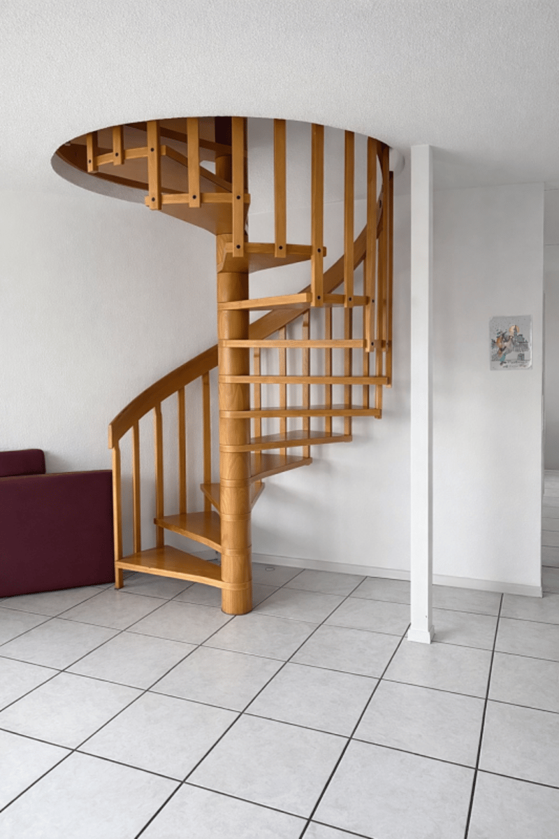 Appartamento mansardato di 7,5 locali luminoso con balcone in un quartiere familiare (9)