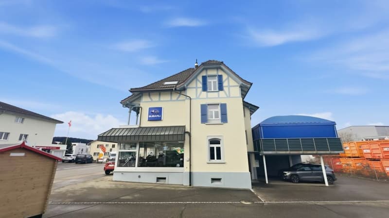 Charmante 3-Zimmer-Dachwohnung an zentraler Lage in Schwarzenbach zu vermieten (9)