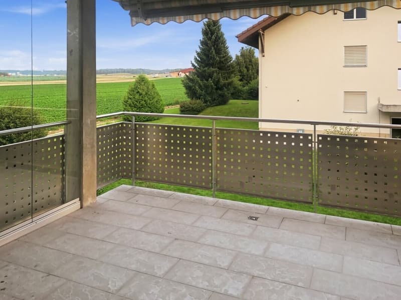 Appartamento attraente di 4.5 locali con balcone soleggiato (2)