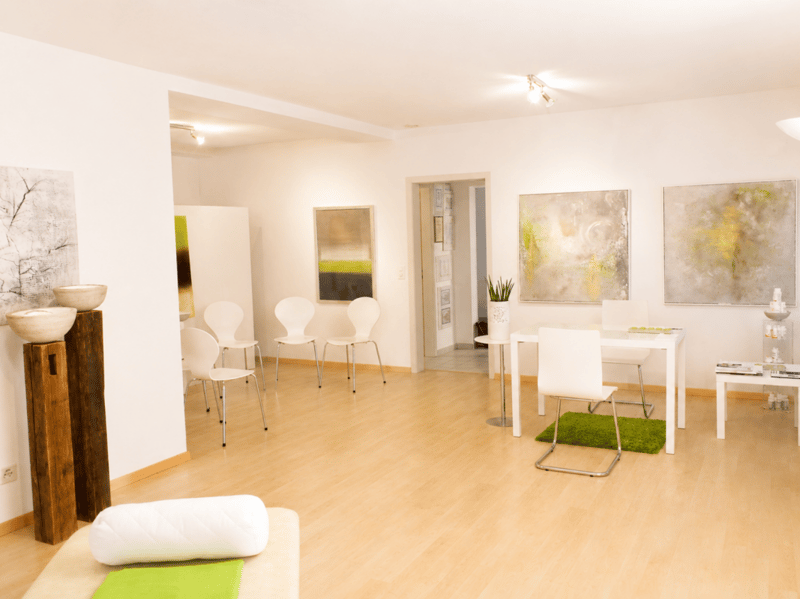 Commercial space for rent (2)