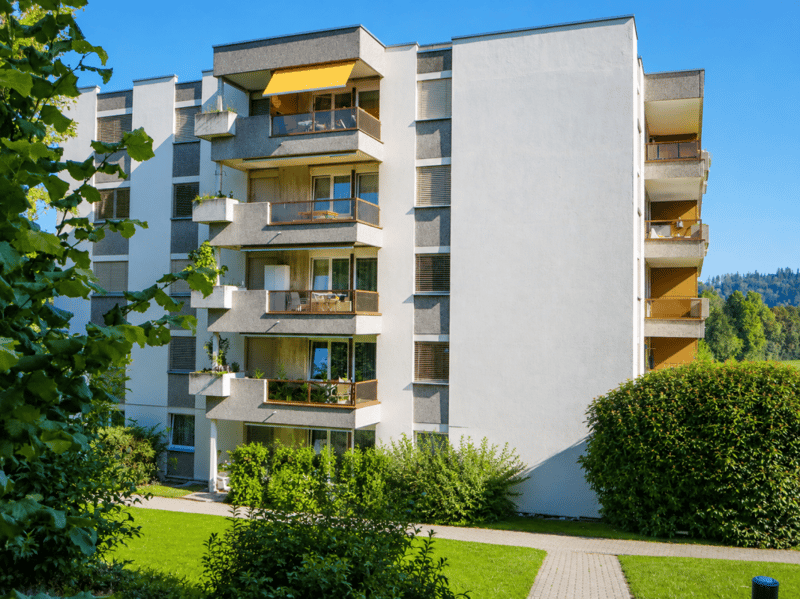 Charming 3.5-room apartment with balcony (7)