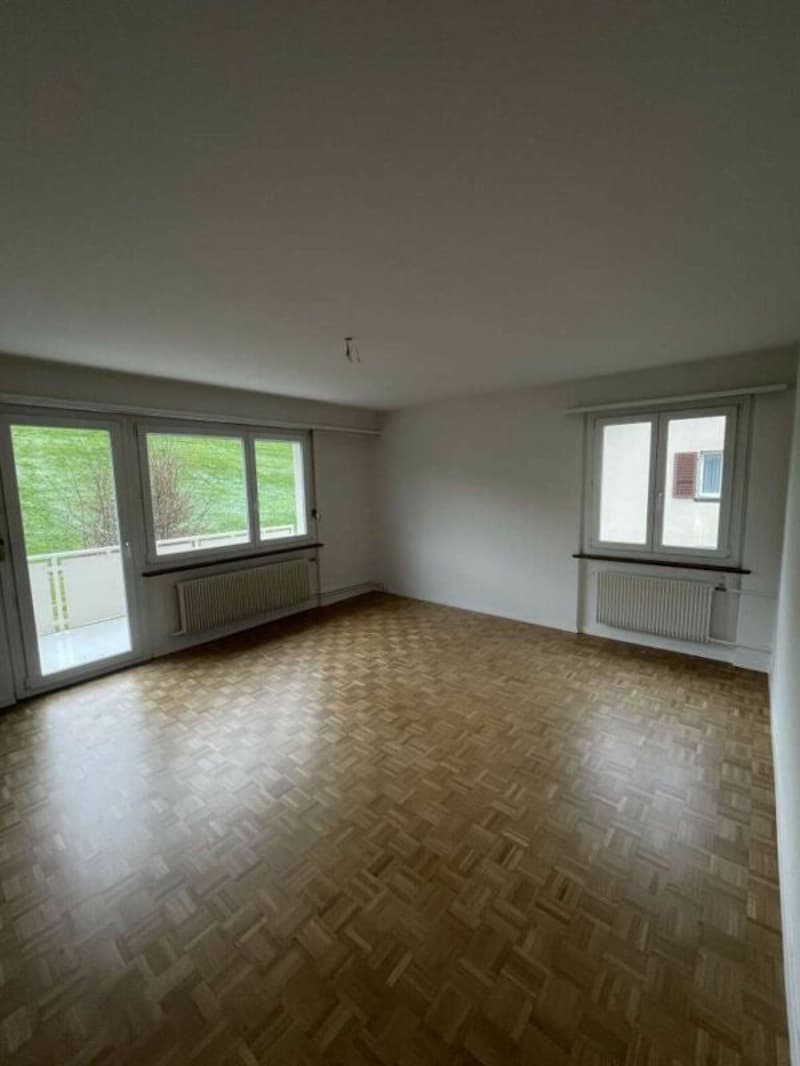 Traumhafte 4-Zimmer-Wohnung in Aarwangen (2)