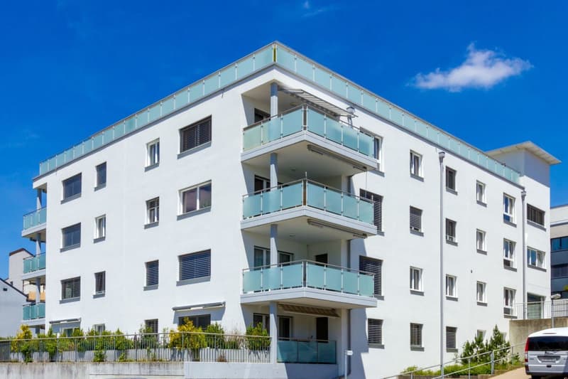Grosse, helle 4 1/2 Attika-Wohnung direkt am Bahnhof Aadorf Kopie (1)