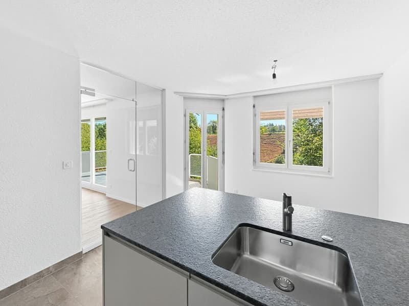 Helle 4.5-Zimmer-Wohnung mit Balkon in Walliswil b. Wangen (3)