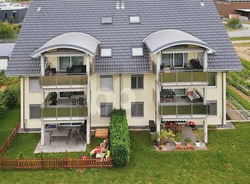 Attraktive 4.5-Zimmer-Wohnung mit sonnigem Balkon (1)