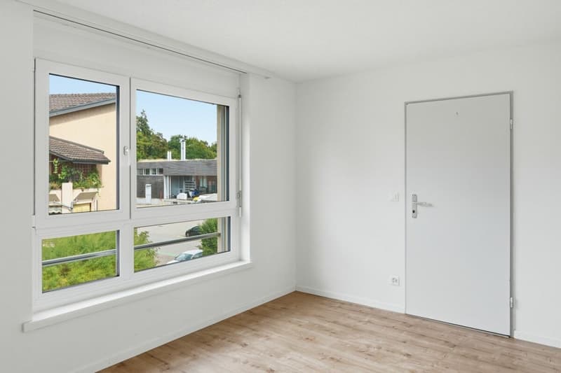 Helle 7.5-Zimmer-Maisonettewohnung mit Balkon in familienfreundlichem Quartier (5)