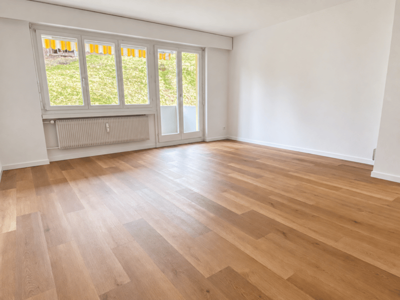 Geräumige und preiswerte 4.5 Zimmer-Wohnung (2)