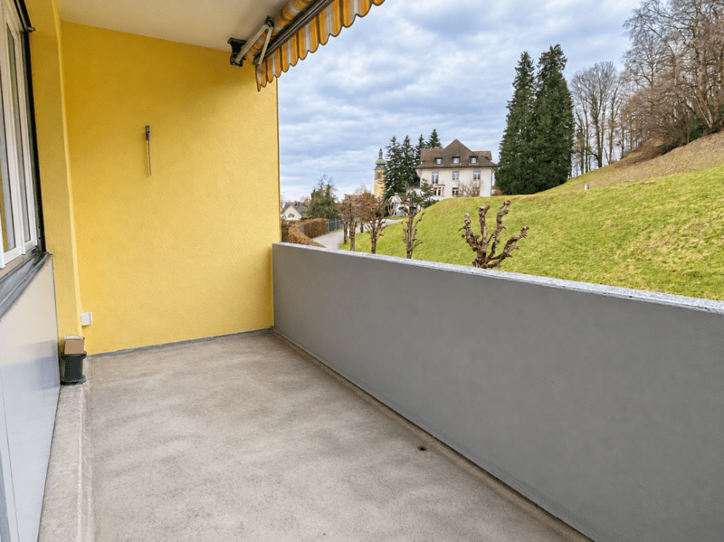 Geräumige und preiswerte 4.5 Zimmer-Wohnung (8)