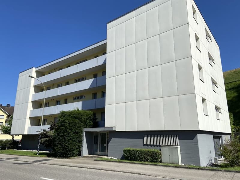 Geräumige und preiswerte 4.5 Zimmer-Wohnung (9)