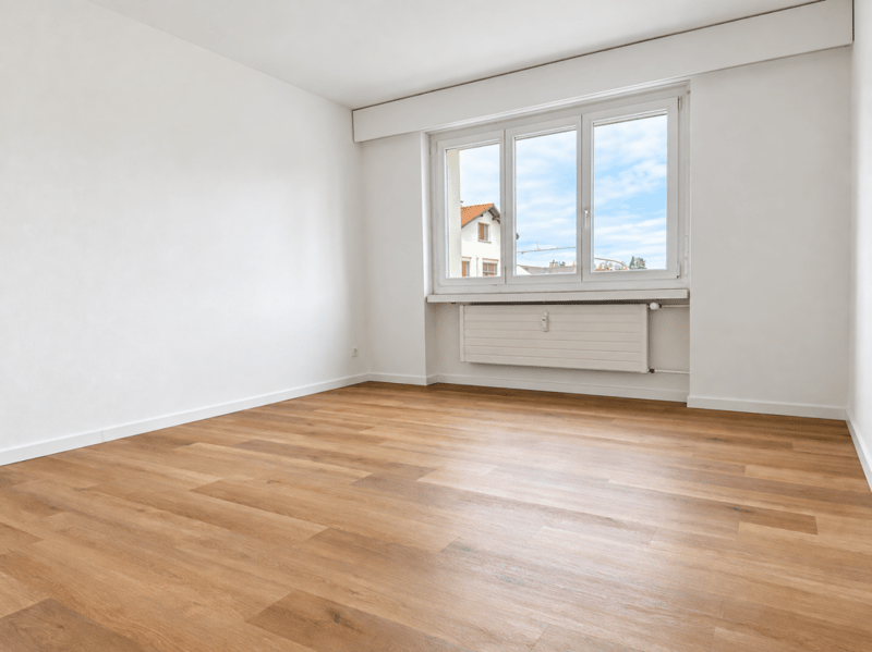 Geräumige und preiswerte 4.5 Zimmer-Wohnung (4)