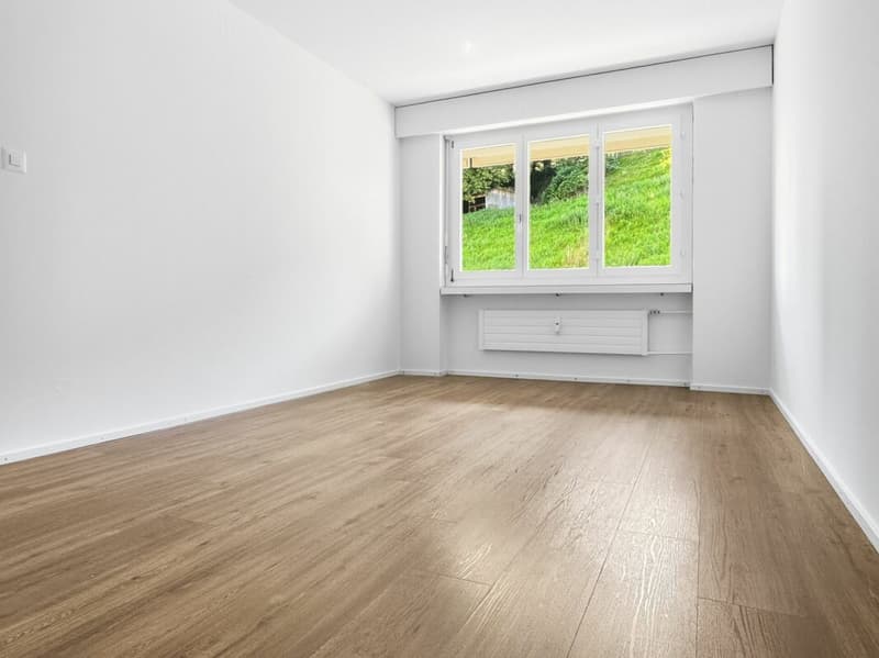 Helle 2½-Zimmer-Wohnung mit Balkon in Flawil (5)