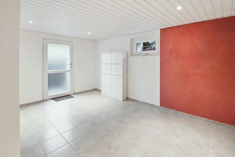 Werkstatt / Zimmer mit Zugang zum Garten