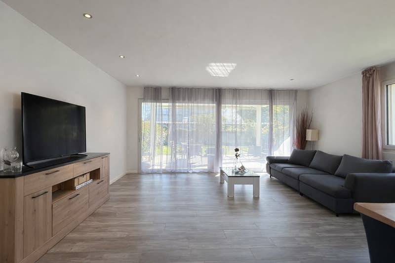 Appartement de jardin moderne 4.5 pièces (118 m²) avec 305 m² de jardin privé (8)