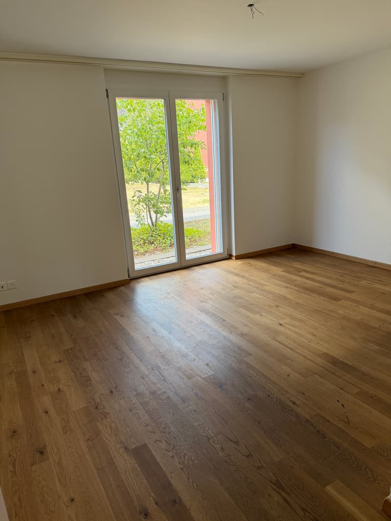 3 1/2-Zimmer Parterrewohnung mit 2 Sitzplätzen (4)