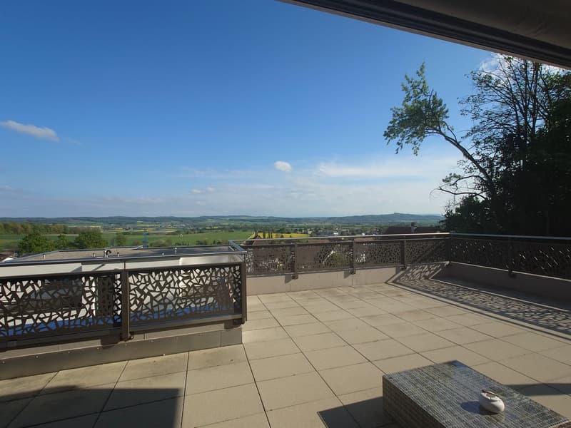Attic apartment with a great view (9)