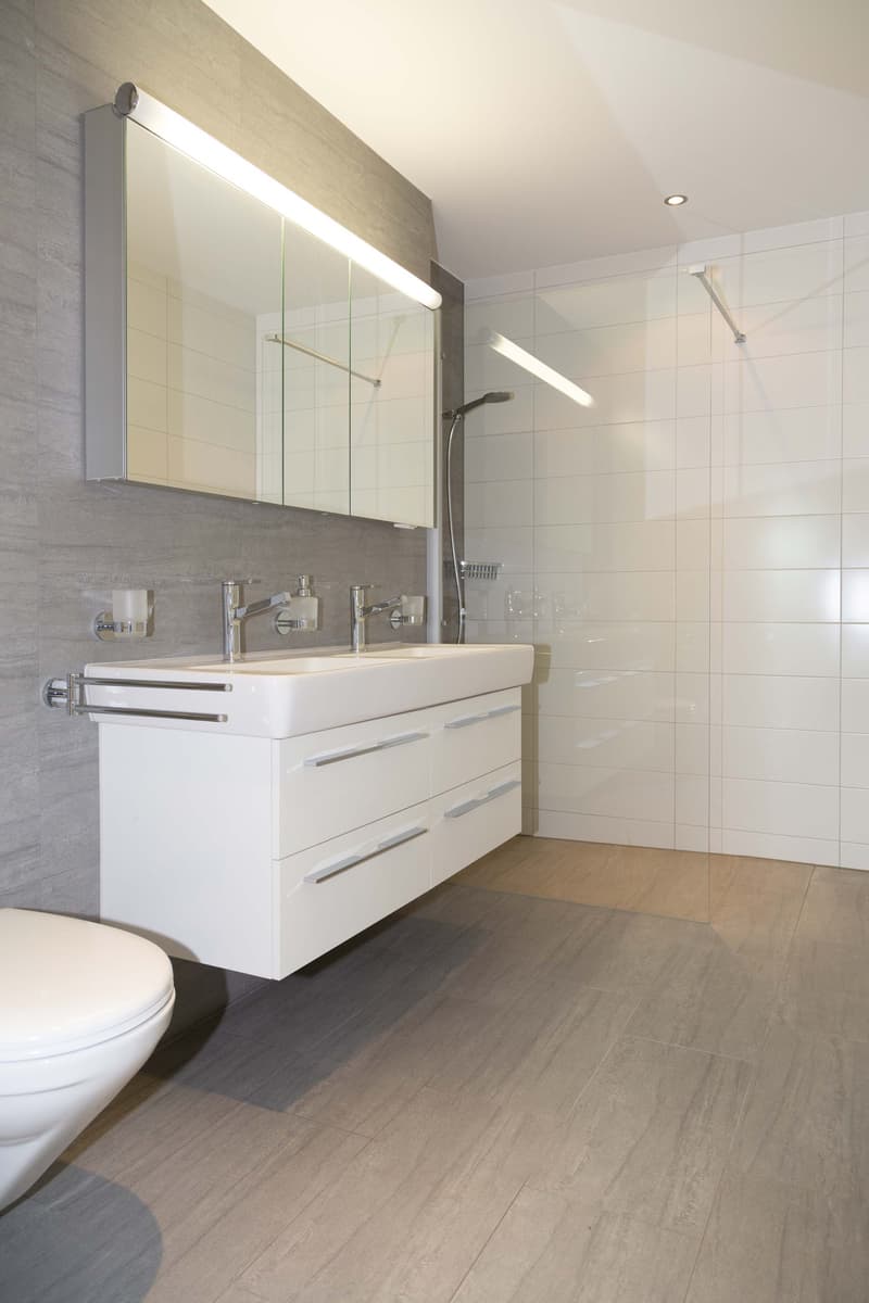 Appartamento luminoso 3,5 locali con ampio balcone (6)