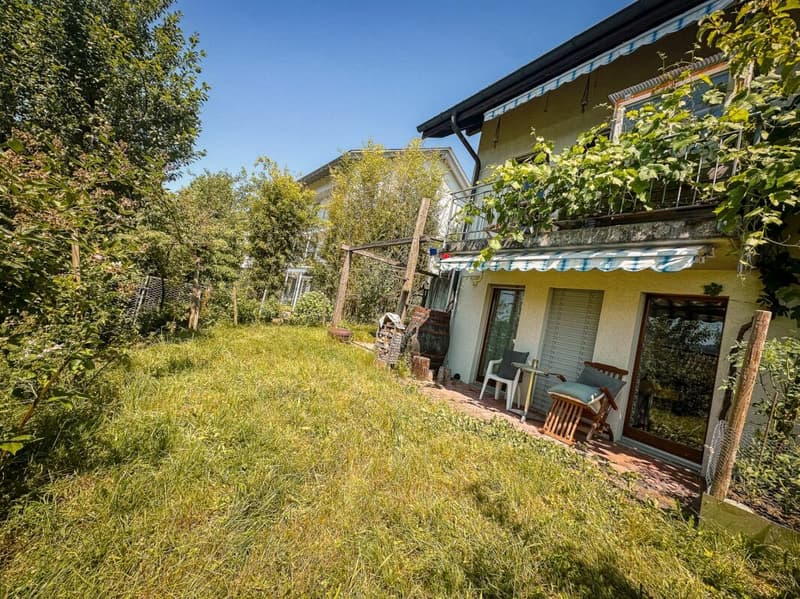 Maison mitoyenne ensoleillée avec vue sur la montagne (3)