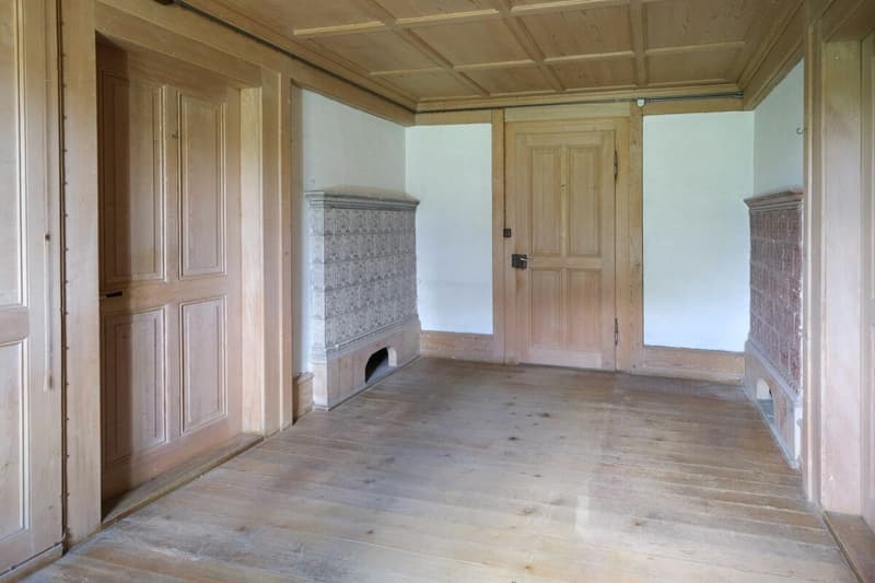 Bauernhaus mit 2 Wohnungen auf 3'935 m2 (3)