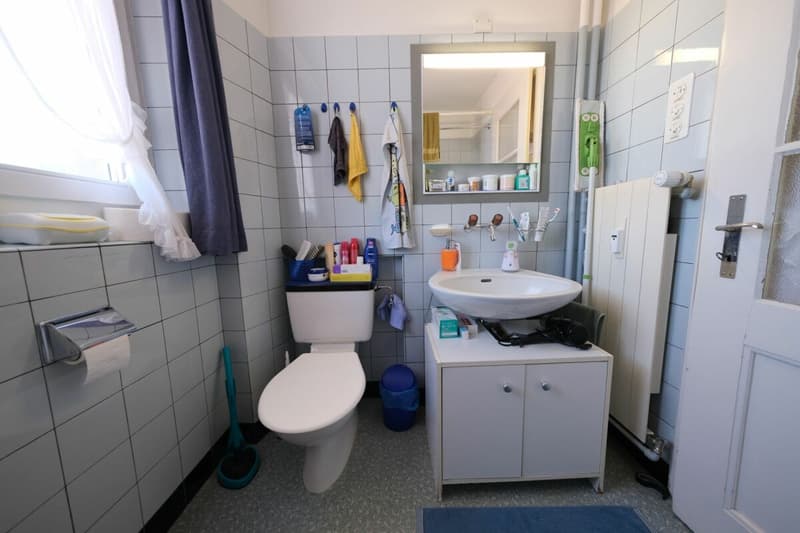 Central 5-room apartment on the 2nd floor (16)