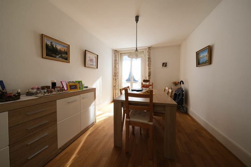 Central 5-room apartment on the 2nd floor (11)