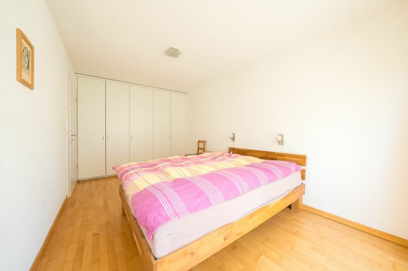 Grosszügige 4.5-Zimmerwohnung im Parterre (13)