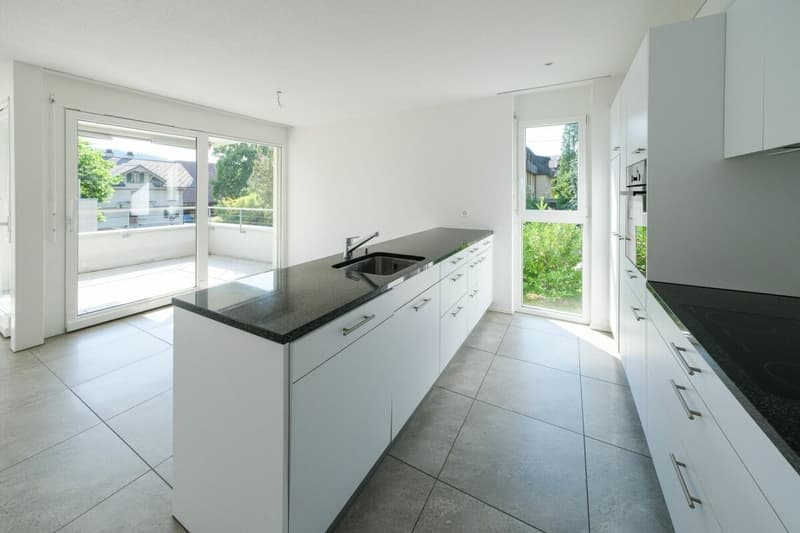Moderne 3.5-Zimmerwohnung 1. OG West (3)
