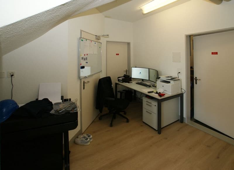 Spazi commerciali in affitto ad Amriswil – Magazzino con ufficio e WC (9)