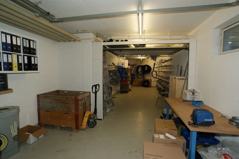 Spazi commerciali in affitto ad Amriswil – Magazzino con ufficio e WC (13)