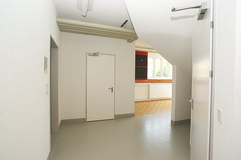 Spazi commerciali in affitto ad Amriswil – Magazzino con ufficio e WC (11)
