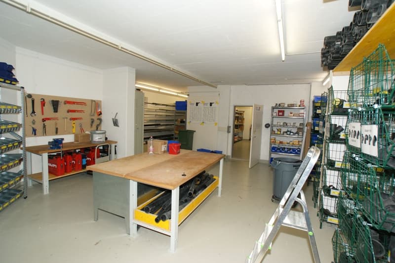 Spazi commerciali in affitto ad Amriswil – Magazzino con ufficio e WC (18)