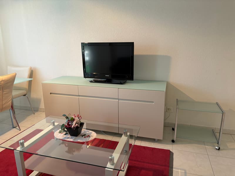 Appartamento 2.5 locali - arredato - con balcone a Buchs Zürich (4)